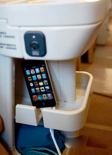 �Cœ��iPhone���¼��º��չ�˾�w���O������