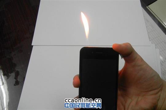 iPhone�֙C